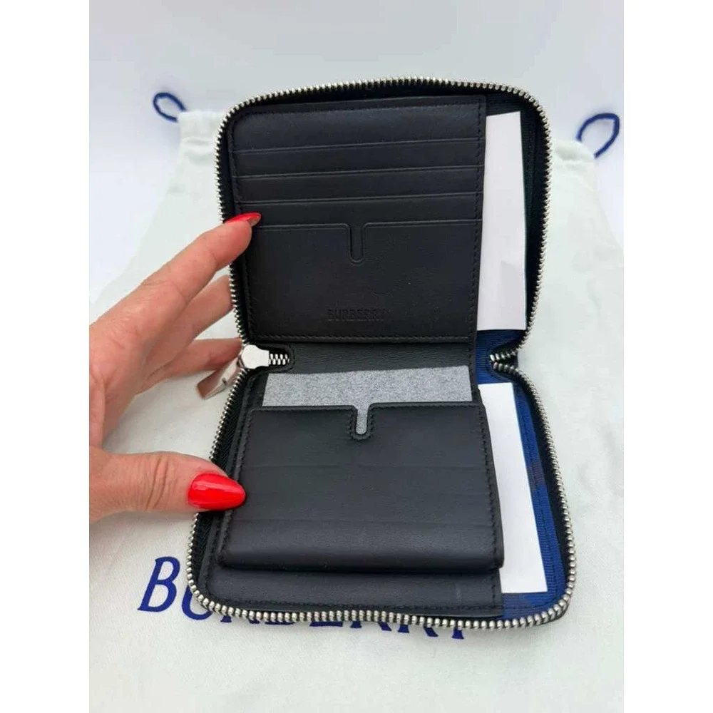 Burberry‎ Black Leather Zip Around Bifold Wallet Blue Trim Coin Pocket New